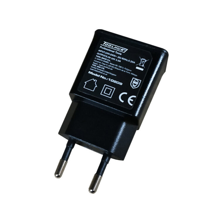 ENCHUFE CARGADOR USB 220V